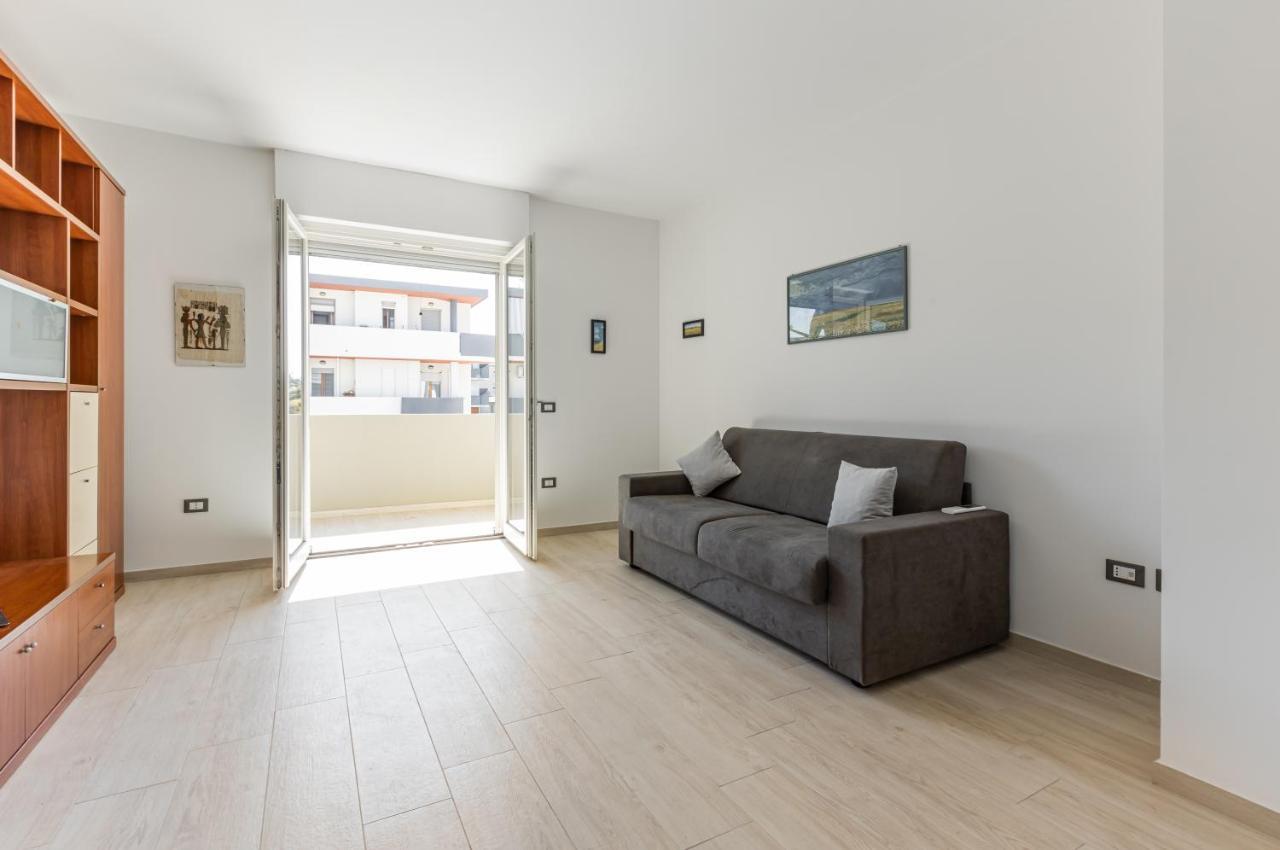 Quartu Sant'Elena Roomy Flat With Private Parking! Eksteriør bilde