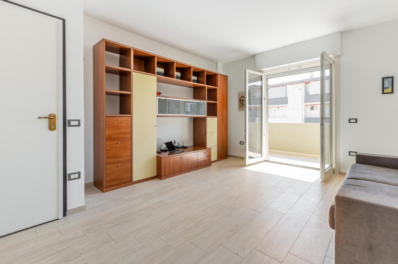 Quartu Sant'Elena Roomy Flat With Private Parking! Eksteriør bilde
